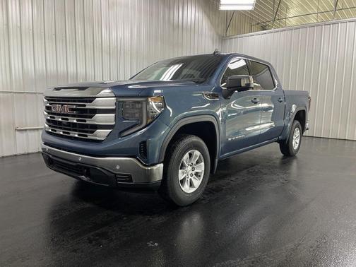 2024 GMC Sierra 1500 SLE