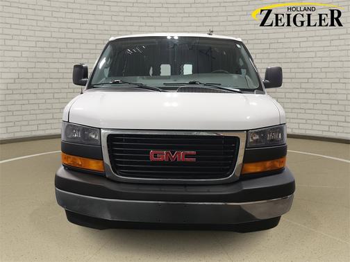 2023 GMC Savana 2500 Work Van