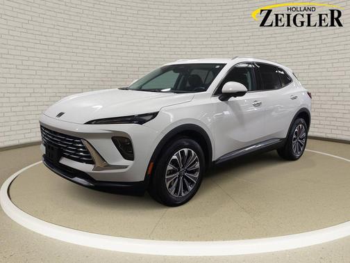 Summit White 2025 Buick Envision Preferred AWD