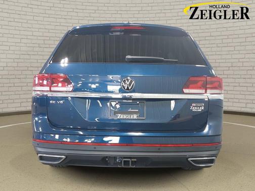 Blue Metallic 2022 Volkswagen Atlas 3.6L SE w/Technology