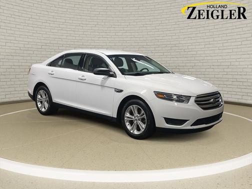 2018 Ford Taurus SE