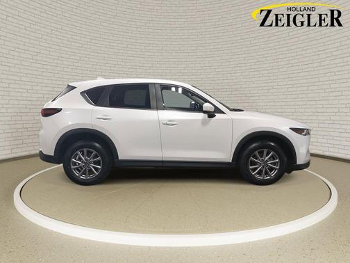 2022 Mazda CX-5 2.5 S Preferred Package