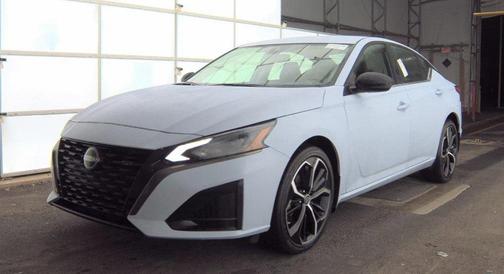 2025 Nissan Altima SR AWD