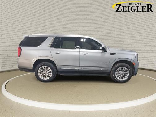 2024 GMC Yukon SLT