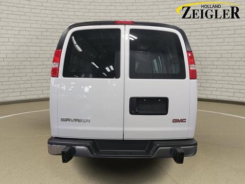 2023 GMC Savana 2500 Work Van