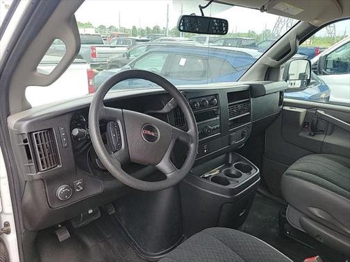 2023 GMC Savana 2500 Work Van