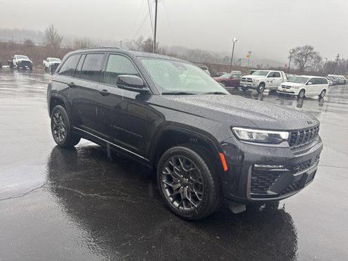 2026 Jeep Grand Cherokee Summit