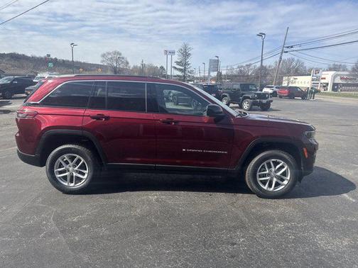 Velvet Red Pearlcoat 2026 Jeep Grand Cherokee Altitude