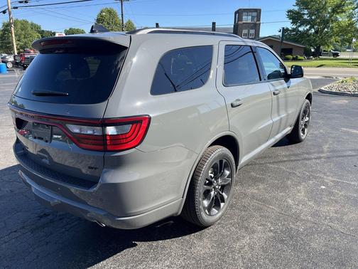 Destroyer Gray Clearcoat 2026 Dodge Durango GT Plus