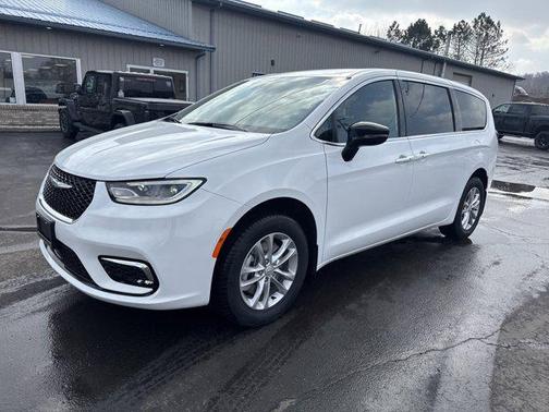 2026 Chrysler Pacifica L