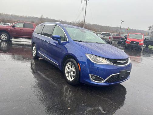 2019 Chrysler Pacifica Touring-L Plus