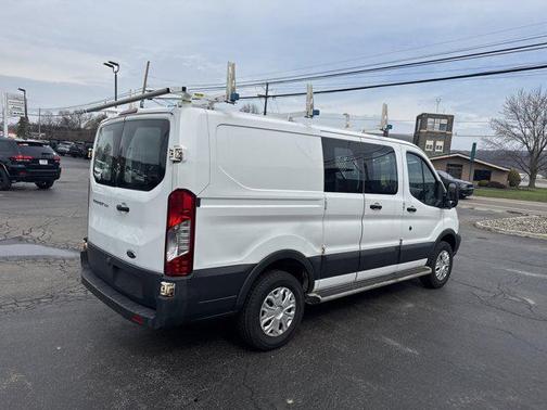 2017 Ford Transit-250 Base
