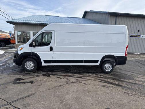 2026 RAM ProMaster 2500 Tradesman