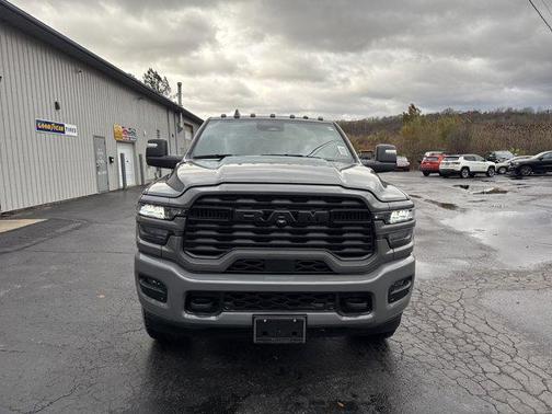 2026 RAM 2500 Big Horn Crew Cab 4x4 6'4' Box