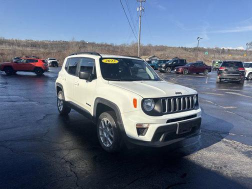 2023 Jeep Renegade Latitude