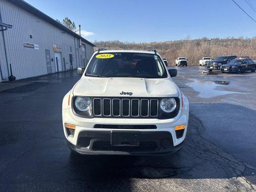 2023 Jeep Renegade Latitude
