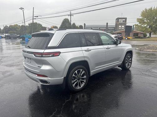 2023 Jeep Grand Cherokee 4xe Overland