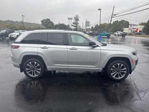 2023 Jeep Grand Cherokee 4xe Overland