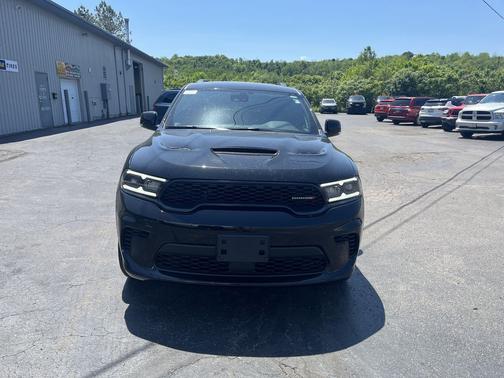 DB Black Clearcoat 2026 Dodge Durango GT Plus