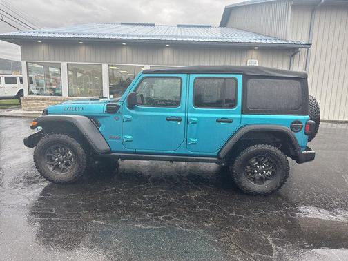 2024 Jeep Wrangler 4xe Willys