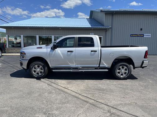 Silver Zynith 2026 RAM 2500 Big Horn Crew Cab 4x4 6'4' Box