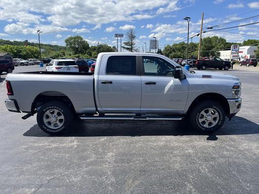 Silver Zynith 2026 RAM 2500 Big Horn Crew Cab 4x4 6'4' Box