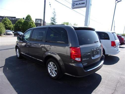 Granite Crystal Metallic Clearcoat 2016 Dodge Grand Caravan SXT
