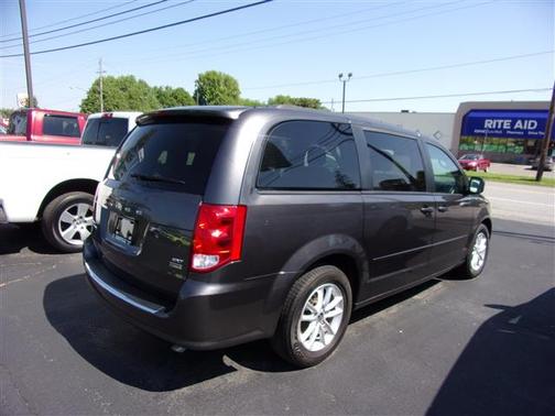 Granite Crystal Metallic Clearcoat 2016 Dodge Grand Caravan SXT
