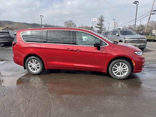 2026 Chrysler Pacifica L