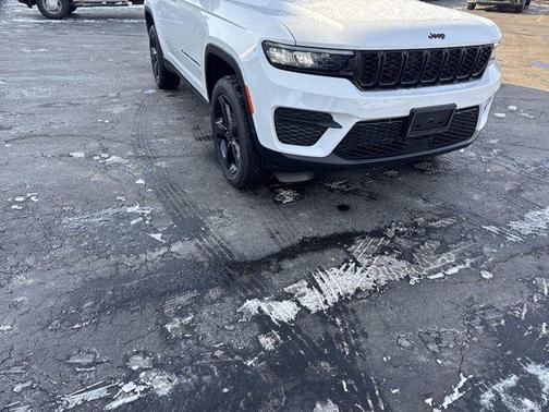 2025 Jeep Grand Cherokee Altitude