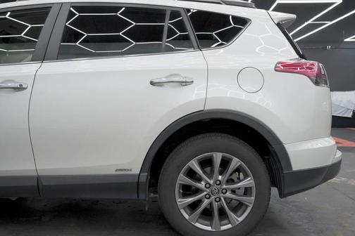 2017 Toyota RAV4 Hybrid Limited