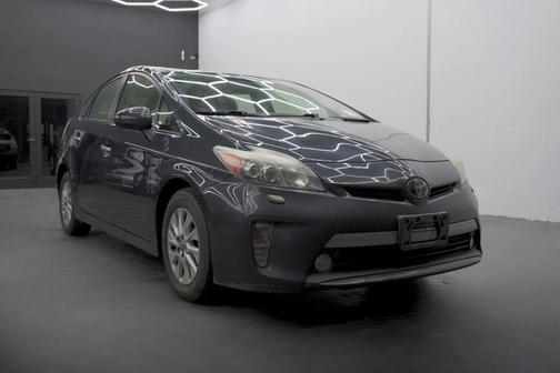 2012 Toyota Prius Plug-in Advanced