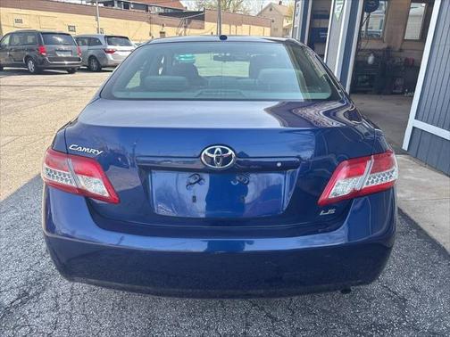 2010 Toyota Camry LE