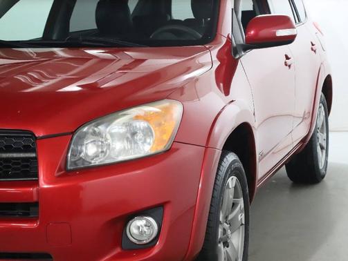 2011 Toyota RAV4 Sport