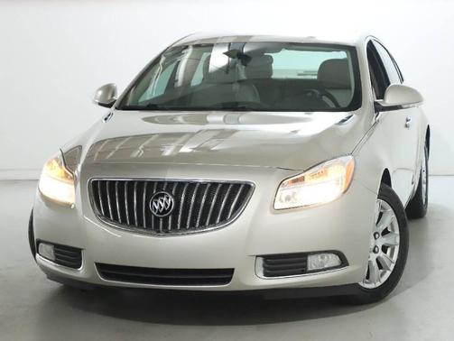 2013 Buick Regal Base