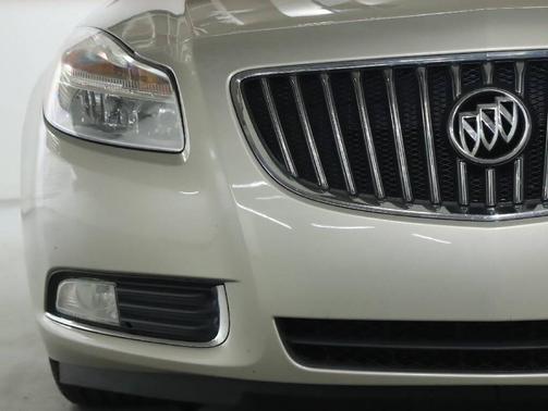 2013 Buick Regal Base