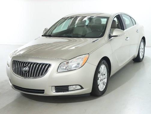 2013 Buick Regal Base