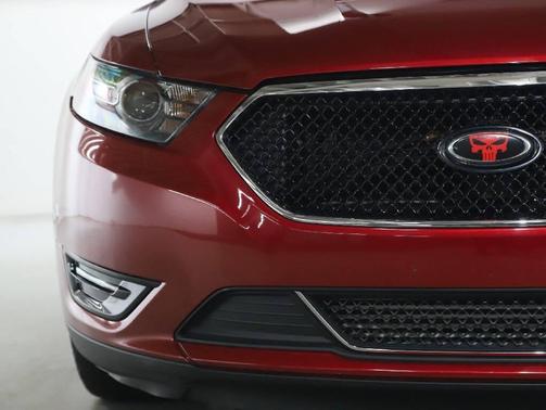 2013 Ford Taurus SHO