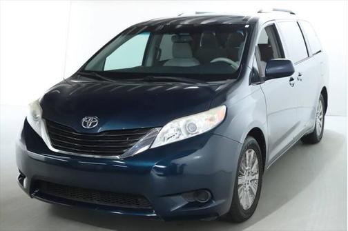 2012 Toyota Sienna LE