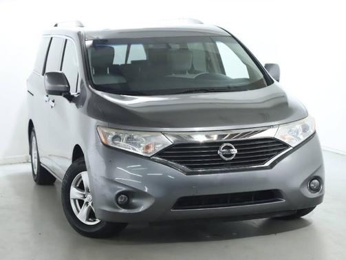 2016 Nissan Quest SV