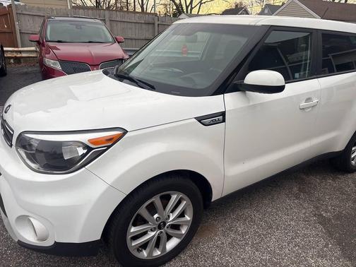 2019 Kia Soul +
