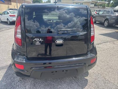 2013 Kia Soul Base