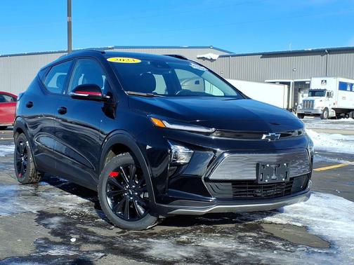 2023 Chevrolet Bolt EUV FWD LT
