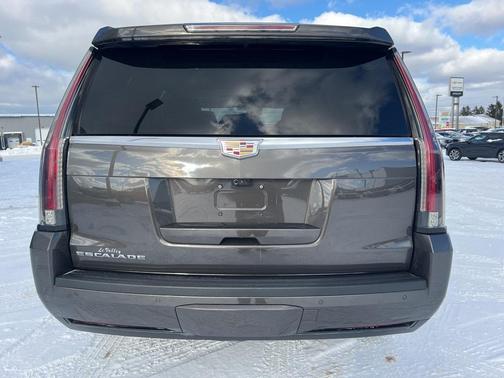 2020 Cadillac Escalade Luxury