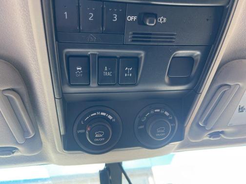 Super White 2016 Toyota 4Runner TRD Pro