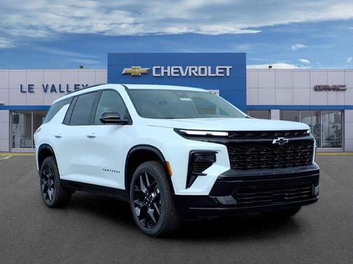 Polar White Tricoat 2026 Chevrolet Traverse RS SUV