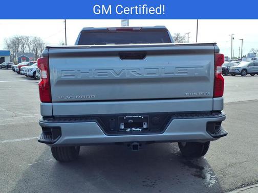 Sterling Gray Metallic 2023 Chevrolet Silverado 1500 Custom