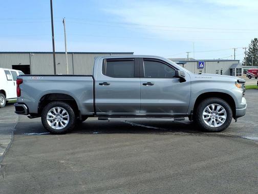 Sterling Gray Metallic 2023 Chevrolet Silverado 1500 Custom