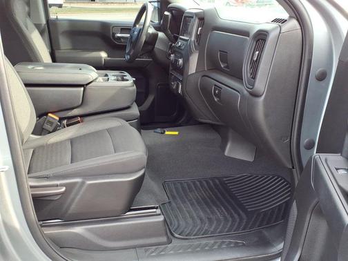 Sterling Gray Metallic 2023 Chevrolet Silverado 1500 Custom
