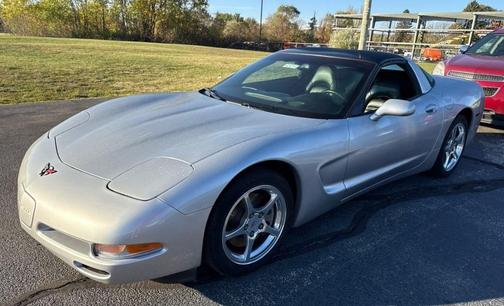 2001 Chevrolet Corvette Base
